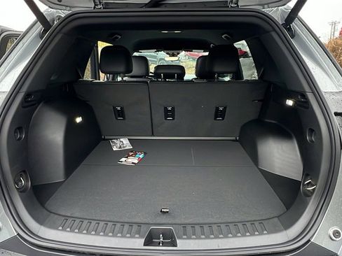 New 2026 Chevrolet Equinox LT image 10