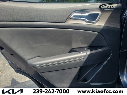 Used 2023 Kia Sportage X-Line w/ X-Line Premium Package AWD/4WD image 13