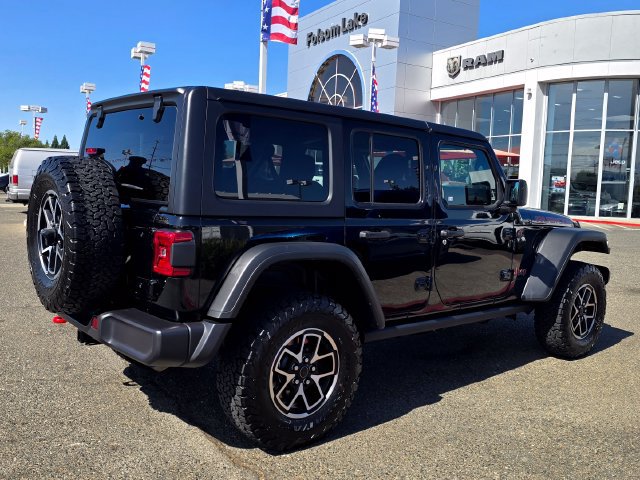 Certified 2025 Jeep Wrangler Unlimited Rubicon w/ Convenience Group AWD/4WD image 4