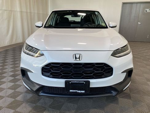 Used 2024 Honda HR-V LX image 2