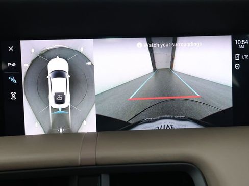 Used 2020 Porsche Taycan Turbo S image 18