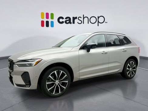 Used 2023 Volvo XC60 B5 Plus w/ Climate Package image 1