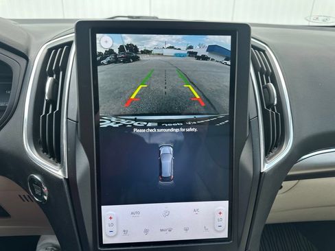 Used 2022 Ford Edge Titanium AWD/4WD image 42