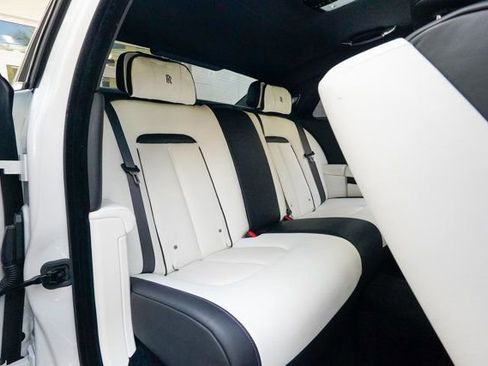 Used 2022 Rolls-Royce Ghost image 92