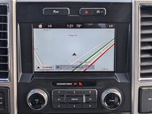 Used 2017 Ford F150 Lariat w/ Equipment Group 502A Luxury image 16