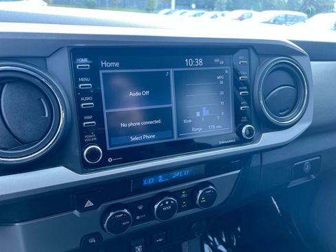 Used 2022 Toyota Tacoma SR5 image 25