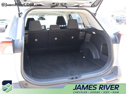 Used 2025 Toyota RAV4 LE FWD image 14