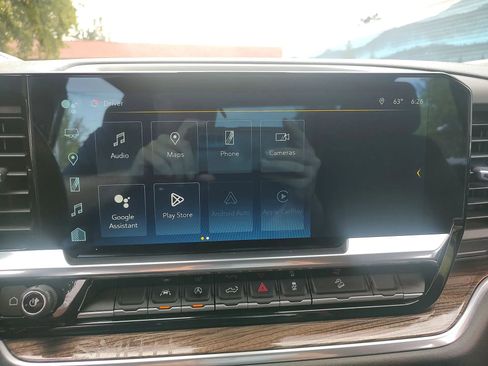 Used 2022 Chevrolet Silverado 1500 LT w/ Z71 Off-Road Package image 19