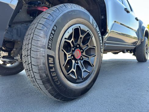 Certified 2024 Toyota Tacoma TRD Pro AWD/4WD image 18