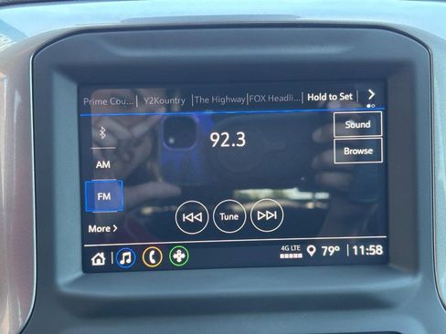 Used 2025 Chevrolet Silverado 2500 Custom w/ Custom Value Package image 20