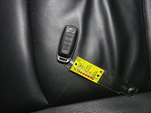 Used 2023 Nissan Pathfinder SL w/ SL Premium Package image 41