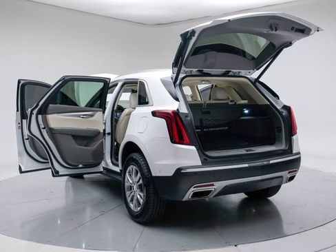Used 2020 Cadillac XT5 Premium Luxury FWD image 18