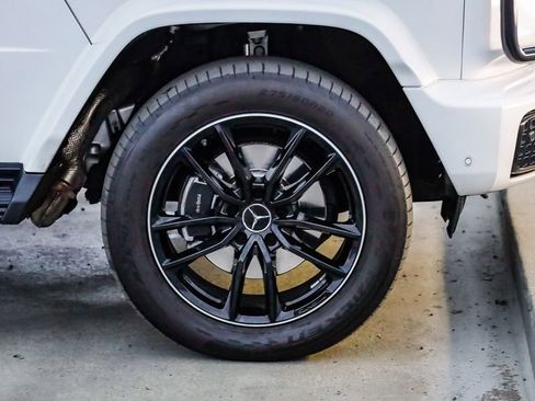 Used 2025 Mercedes-Benz G 550 image 10