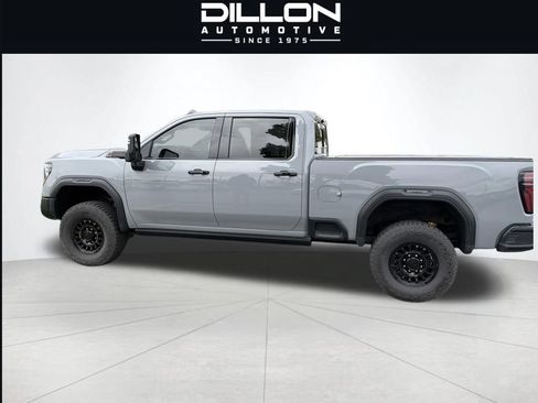 Used 2025 GMC Sierra 2500 AT4X w/ AT4X AEV Edition AWD/4WD image 2