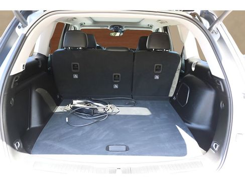 Used 2022 Jeep Grand Cherokee Limited 4xe w/ Luxury Tech Group II image 18