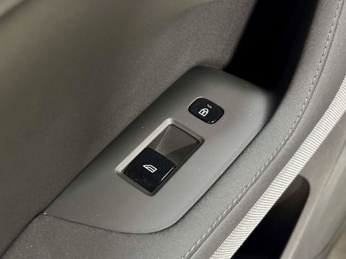 Used 2024 Polestar Polestar 2 w/ Pilot Pack RWD image 18