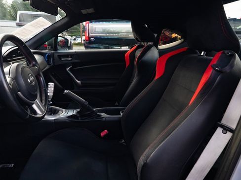 Used 2013 Scion FR-S 10 Series image 18