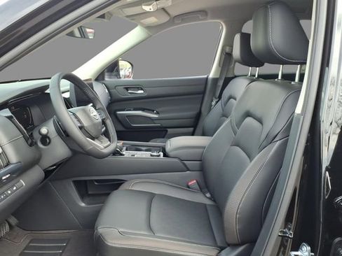 New 2026 Nissan Pathfinder SL image 20