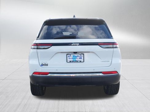 Used 2023 Jeep Grand Cherokee Limited AWD/4WD image 6