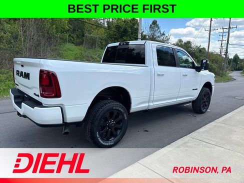 New 2026 RAM 2500 Laramie AWD/4WD image 7