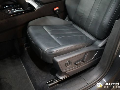 Used 2025 Audi Q5 Premium Plus image 17