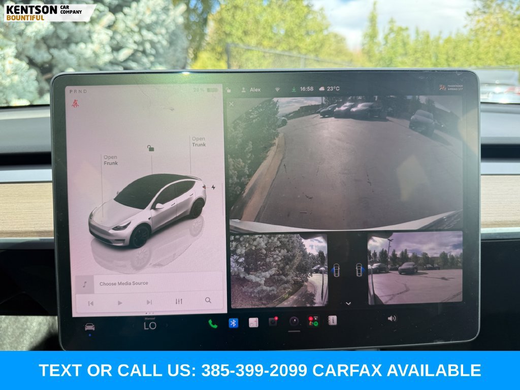 Used 2022 Tesla Model Y Performance AWD/4WD image 22