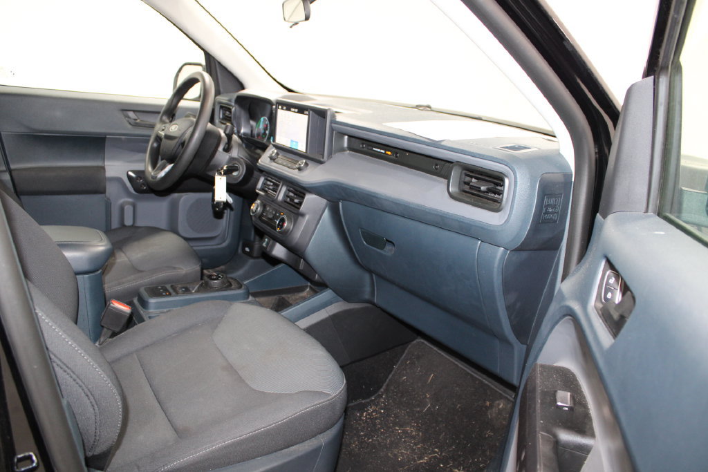 Used 2024 Ford Maverick XL FWD image 19