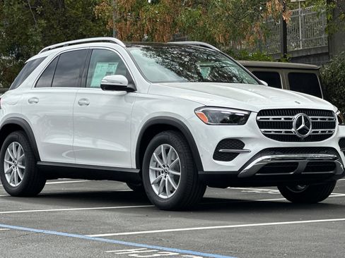 New 2026 Mercedes-Benz GLE 450e 4MATIC image 6