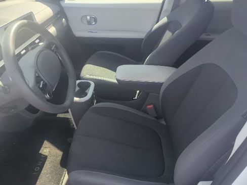Used 2024 Hyundai Ioniq 5 SEL RWD image 11