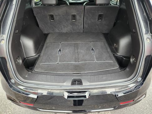 Used 2023 Chevrolet Blazer RS image 31