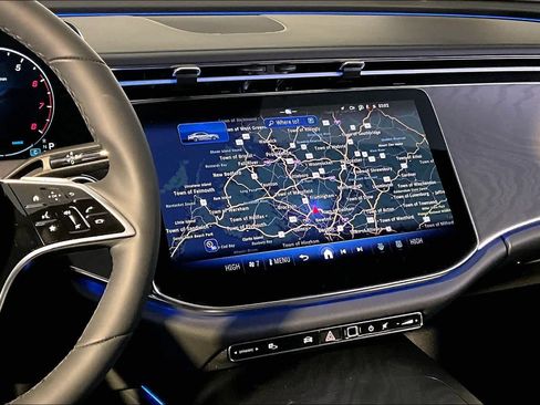 New 2026 Mercedes-Benz E 450 4MATIC Sedan image 8