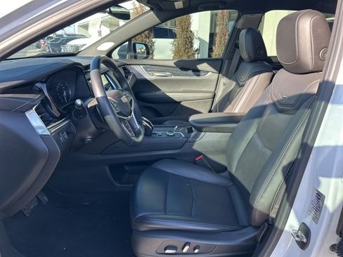 Used 2021 Cadillac XT5 Premium Luxury w/ LPO, Floor Liner Package image 16