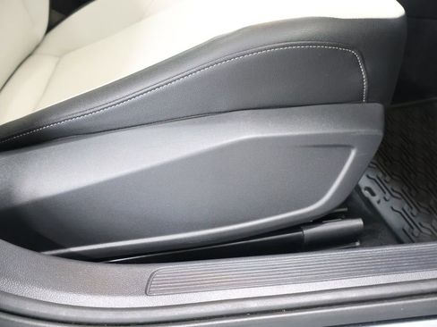 Used 2019 Volkswagen Jetta R-Line image 22