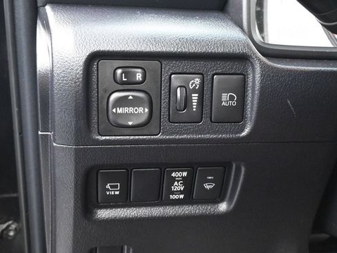 Used 2024 Toyota 4Runner Limited AWD/4WD image 16
