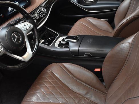 Used 2019 Mercedes-Benz Maybach S 560 4MATIC image 14
