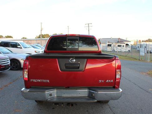 Used 2019 Nissan Frontier SV image 6