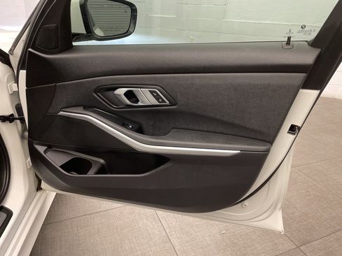 Used 2021 BMW 330i Sedan w/ Driving Assistance Package image 27