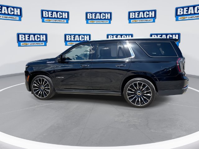 Used 2025 Chevrolet Tahoe High Country AWD/4WD image 5