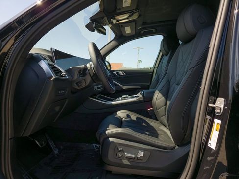 New 2026 BMW X5 sDrive40i w/ M Sport Package image 7