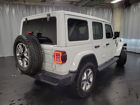 Used 2019 Jeep Wrangler Unlimited Sahara w/ LED Lighting Group image 9