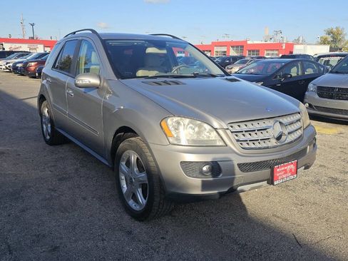Used 2008 Mercedes-Benz ML 320 4MATIC image 2