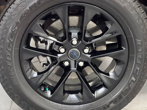 Used 2025 Jeep Wrangler Unlimited Sahara image 61