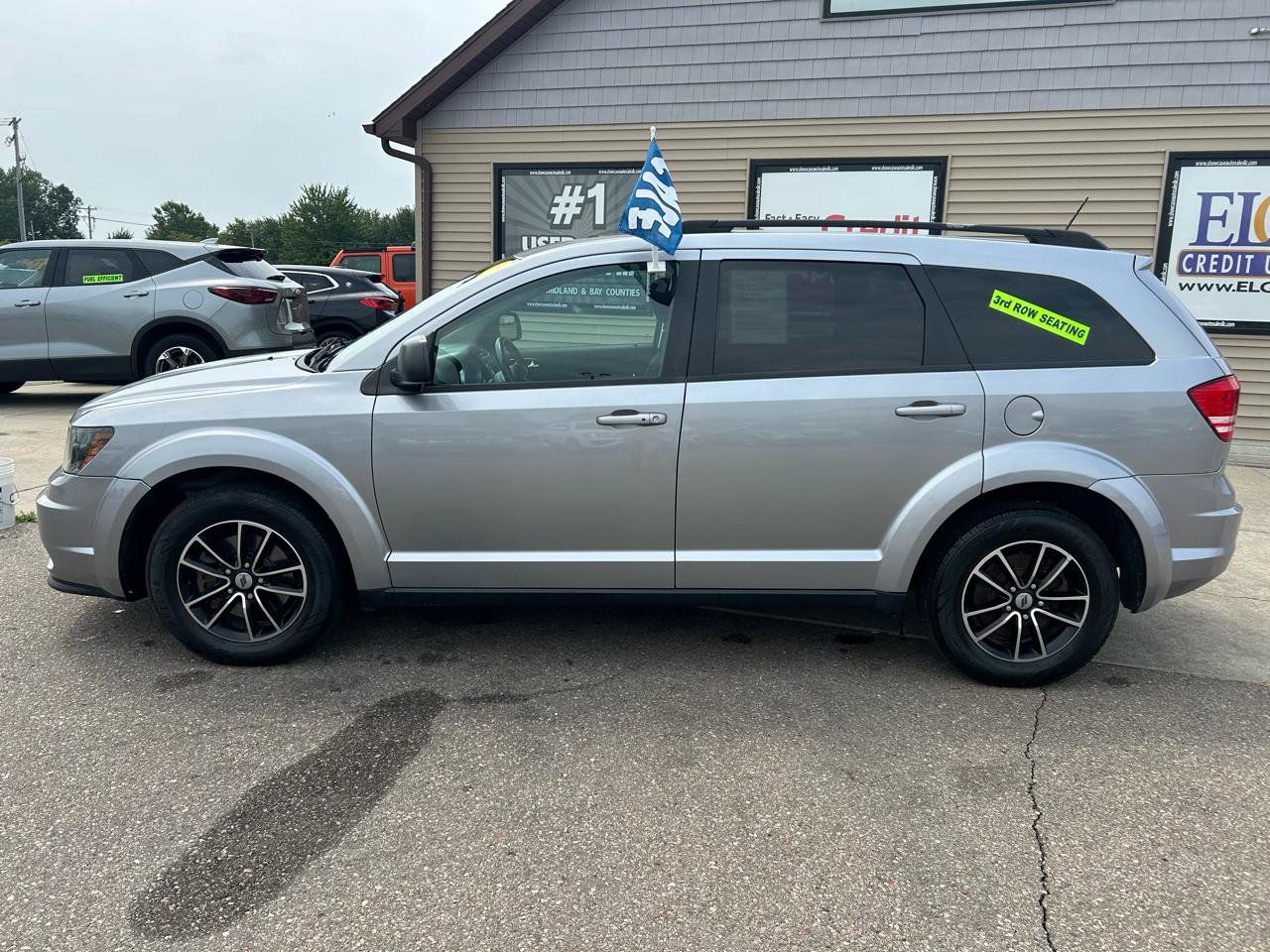 Used 2018 Dodge Journey SE w/ Connectivity Group FWD image 8