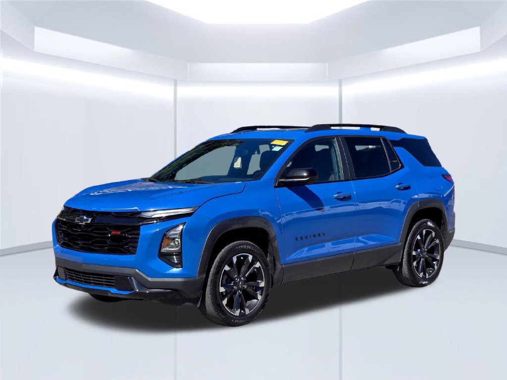 Used 2025 Chevrolet Equinox RS FWD image 2