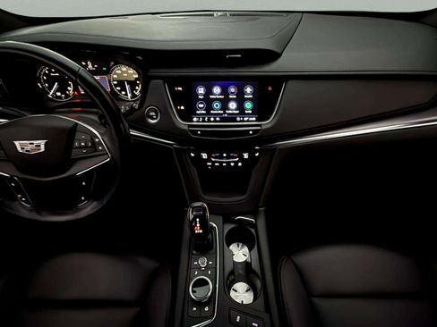 Used 2022 Cadillac XT5 Luxury image 39
