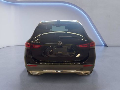 Used 2021 Mercedes-Benz GLA 250 w/ Premium Package image 7
