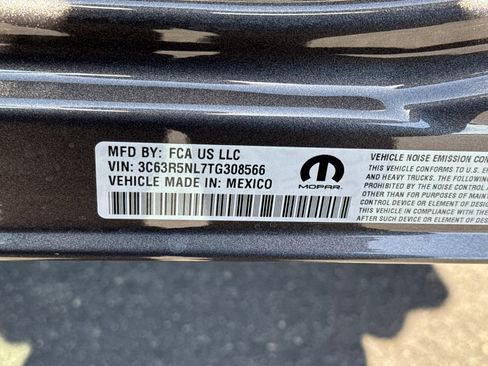 New 2026 RAM 2500 Laramie AWD/4WD image 27