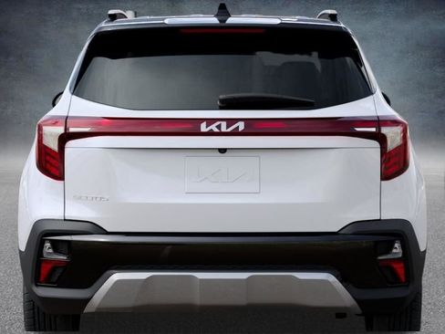 New 2026 Kia Seltos S image 14
