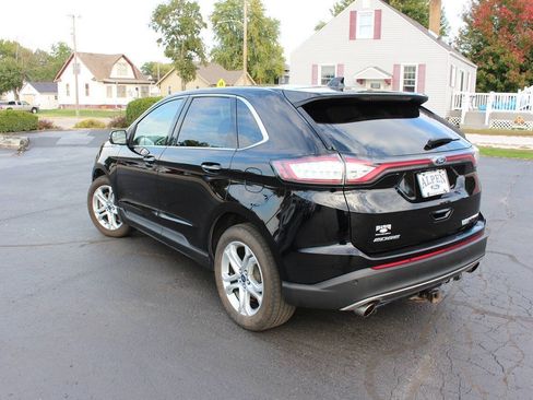Used 2018 Ford Edge Titanium w/ Technology Package image 2