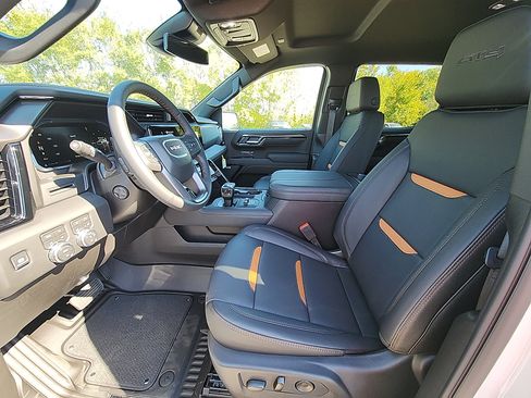 New 2026 GMC Sierra 1500 AT4 image 17